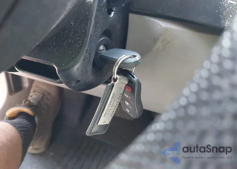 2006 Volkswagen New Beetle 2.5 из США, поврежденный, VIN 3VWRG31Y36M319727